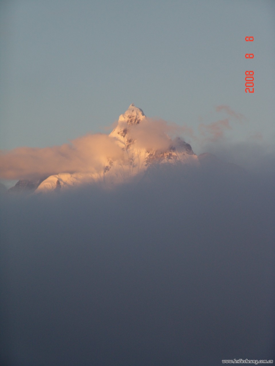 日照金山-神女峰