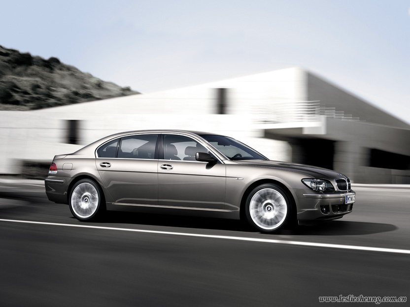 BMW7_introduction_front.jpg