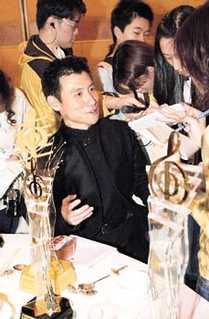 20010112d_1101387144.jpg